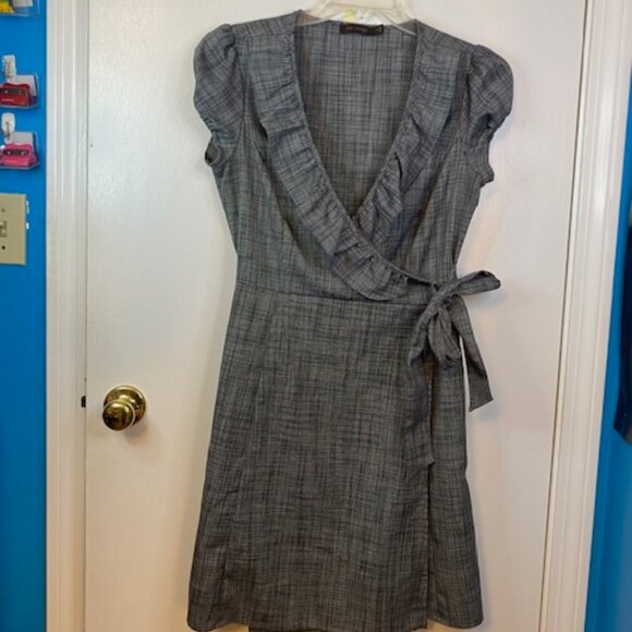 The Limited Dresses & Skirts - The limited Gray plaid wrapped skirt